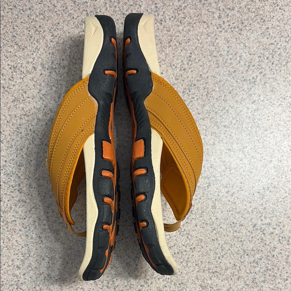 Yellow and Cream Sandals with Wide Straps and Contoured Soles - Picture 6 of 7